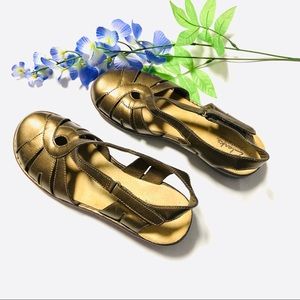 Clark’s Bendables Closed Toe Sandals